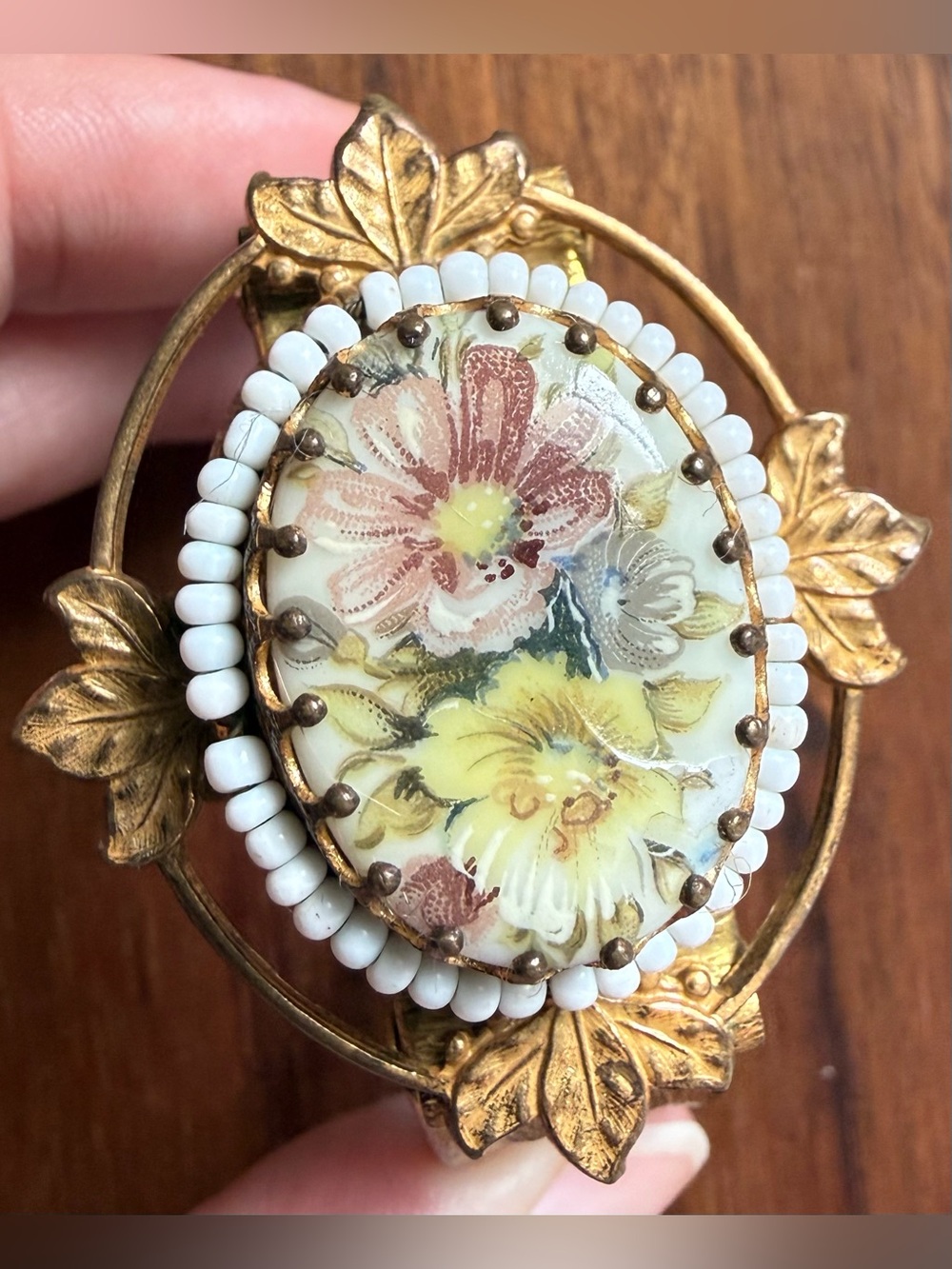 VTG Miriam Haskell Floral Porcelain Bracelet Victorian Seed Bead Gold Tone